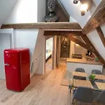 Beauty & The Beast - Old Town Cosy