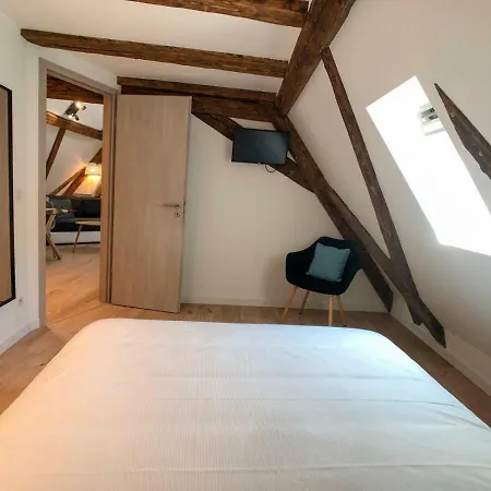 Apartment Beauty & The Beast - Old Town Cosy