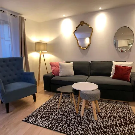 Beauty & The Beast - Old Town Cosy Apartment Colmar