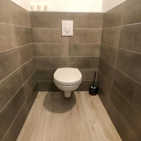Beauty & The Beast - Old Town Cosy Apartment Colmar