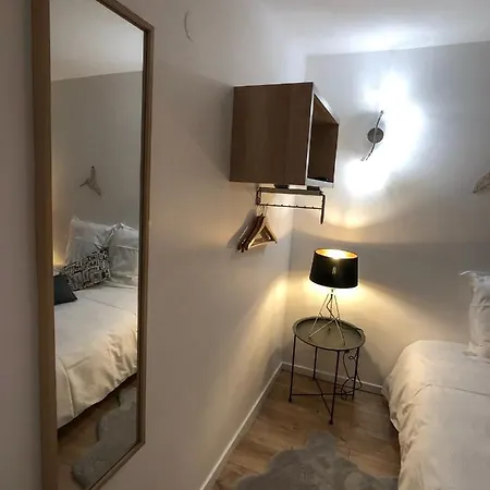 Apartment Beauty & The Beast - Old Town Cosy