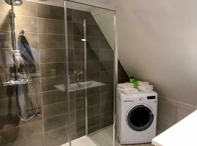 Beauty & The Beast - Old Town Cosy