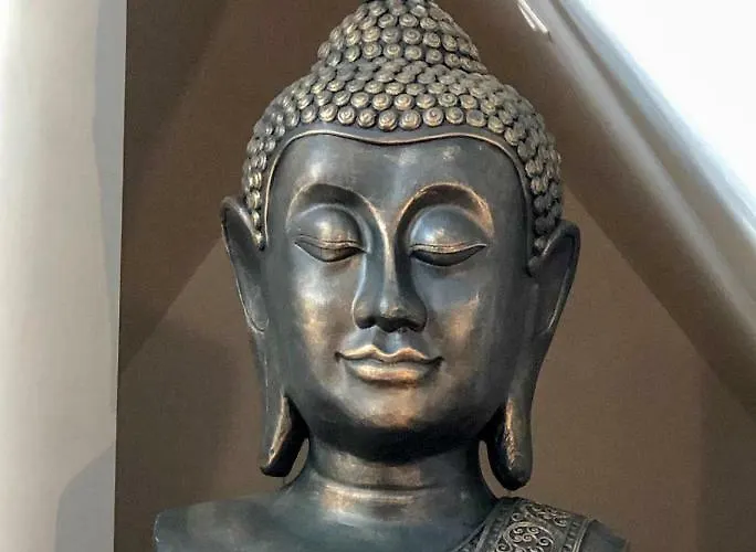 Beauty & The Beast - Old Town Cosy