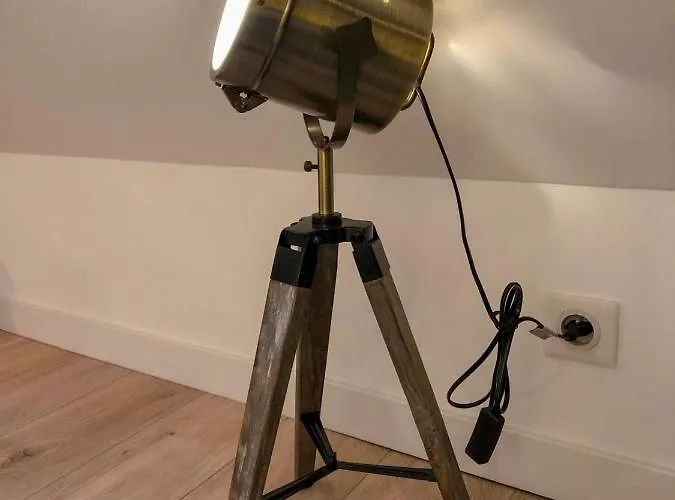 Beauty & The Beast - Old Town Cosy דירה *