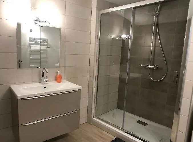 Beauty & The Beast - Old Town Cosy